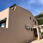 Oliva Gostinjska kuća