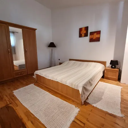 Oliva 3*